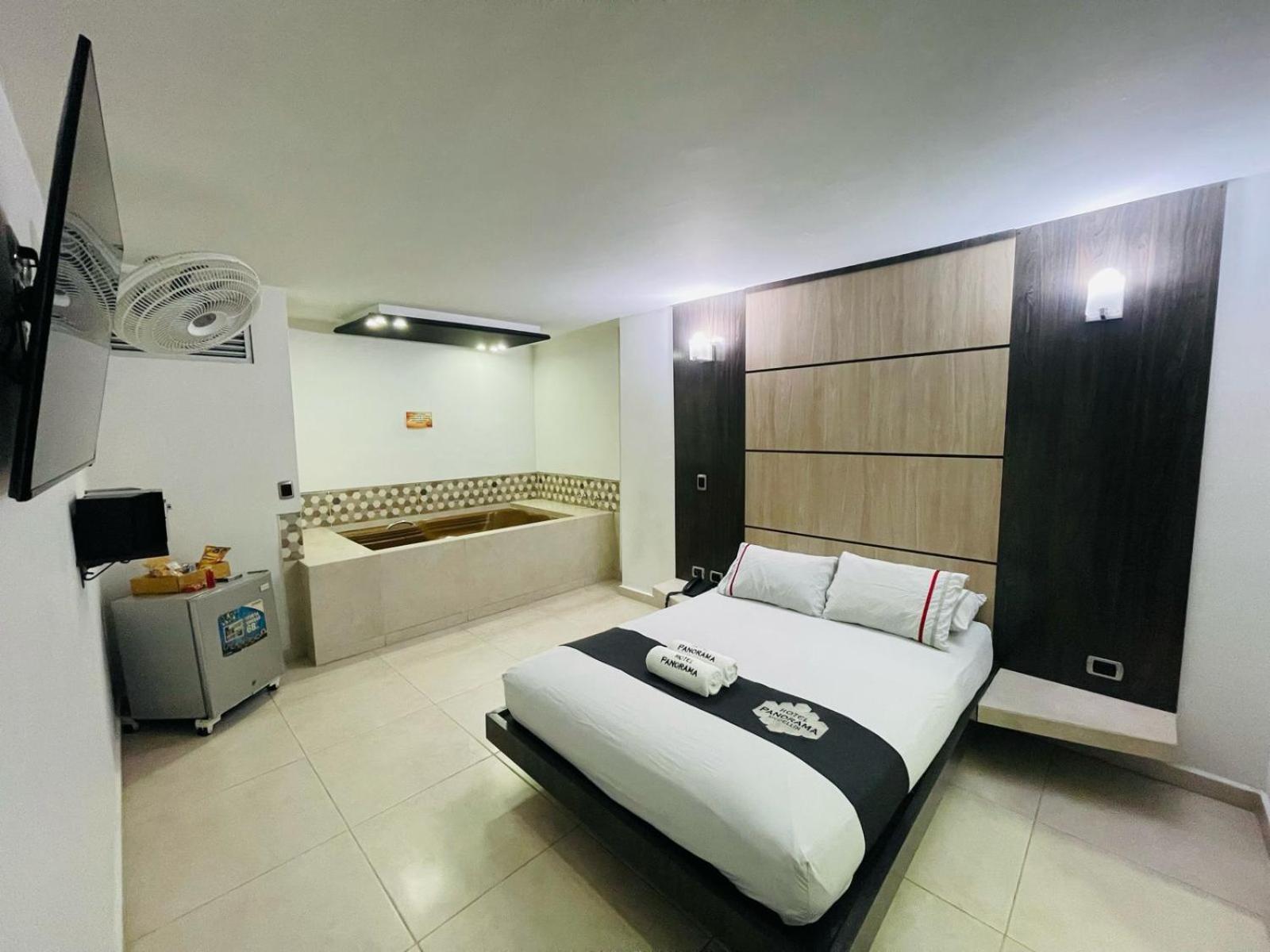 Hotel Panorama 메딜린 외부 사진